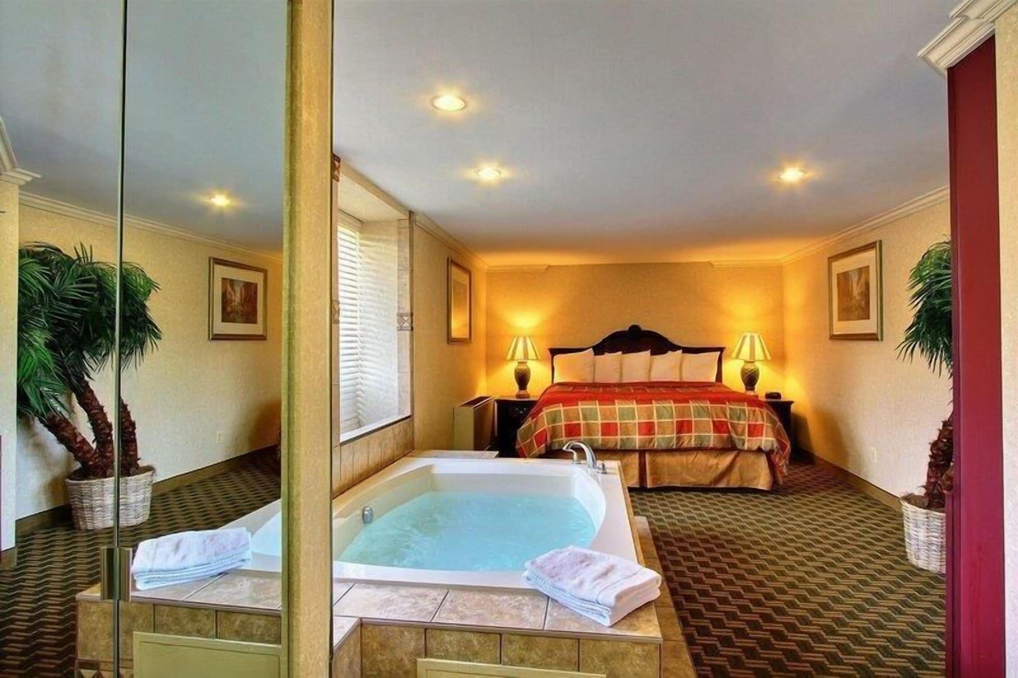 Days Inn & Suites By Wyndham Roseville/Detroit Area Oda fotoğraf