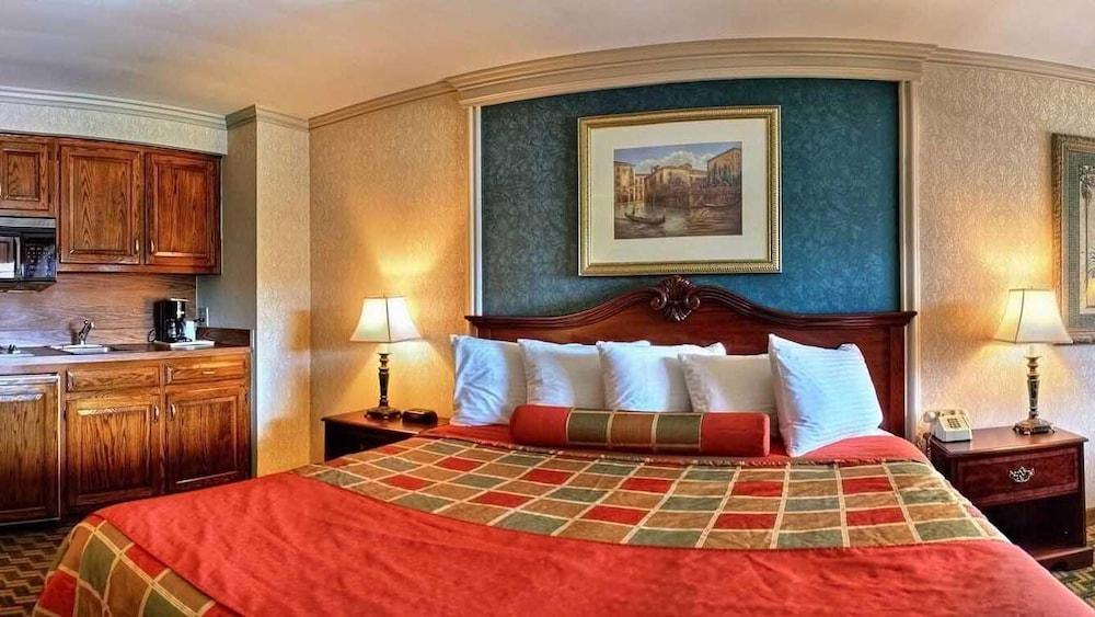 Days Inn & Suites By Wyndham Roseville/Detroit Area Dış mekan fotoğraf